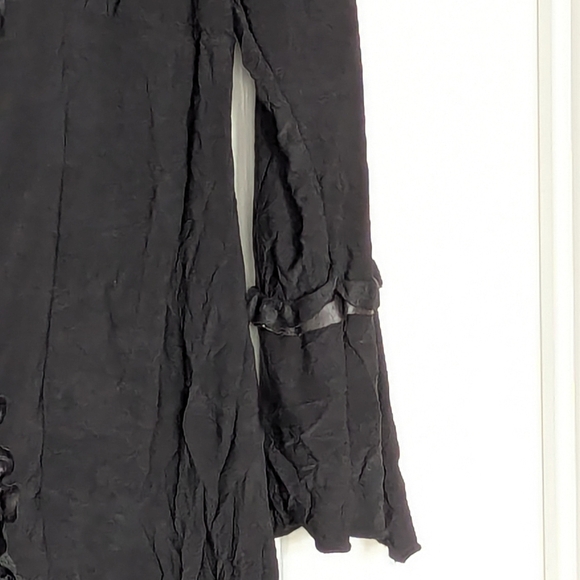 Svetlana Women's (Size 4) Black V-Neck Ruffled Tunic Top With Rosettes & Ruffles - Picture 3 of 16